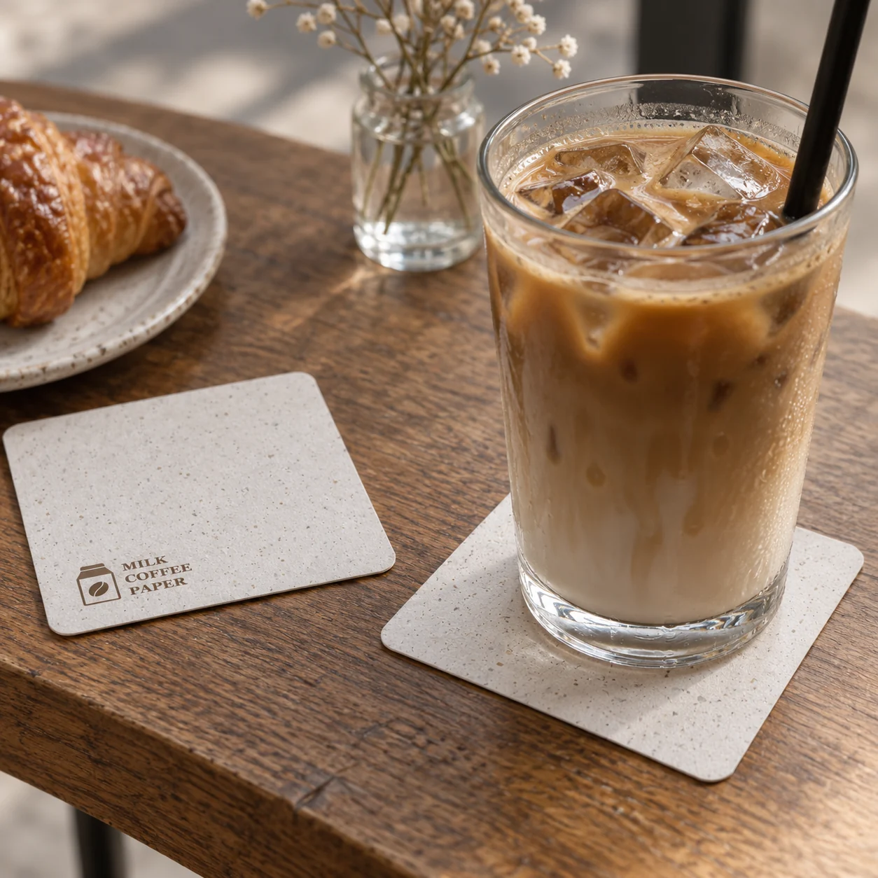 MILK COFFEE PAPER で作ったノベリティ。コースターやスタンプカード